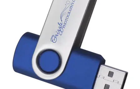 How to Use a Flash Drive