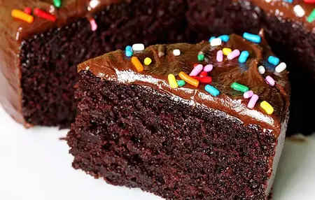 How to bake a cake without eggs