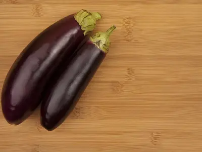 Manfaat Terong: Turunkan Kolesterol & Atasi Sembelit (Efek Samping Terlengkap)